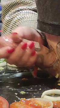 CBT. Batang melampau dan seksaan ureza di dapur! Memasak zakar 2. Episod 3/3. Penuh.