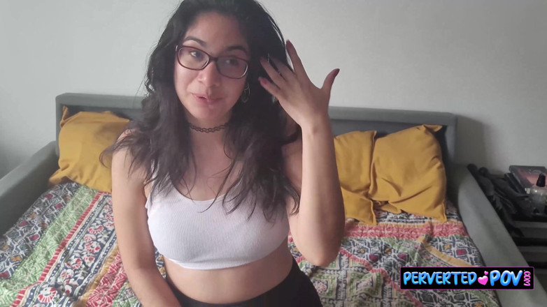 Perverted POV: Onlyfans model gets content from guy at gym