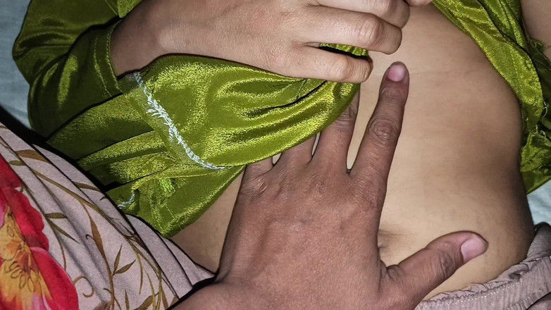 Hot Sudipa: Индийская романтическая сводная сестра и сводный брат дези