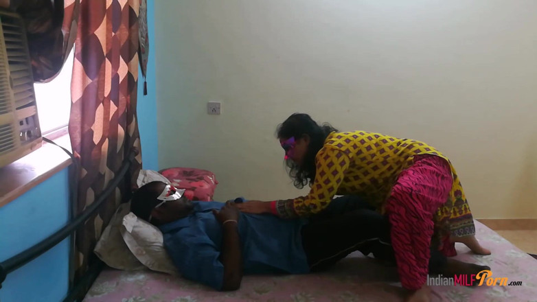 Shanaya Bhabhi: Explicit hardcore Indian couple sex filmed in bedroom