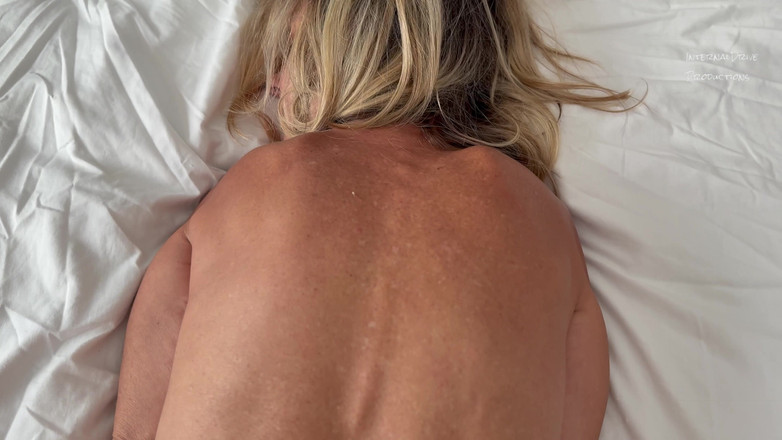 InternalDrive: Sert Anal Orgazmdan Önce Hazırlık Gerekiyor