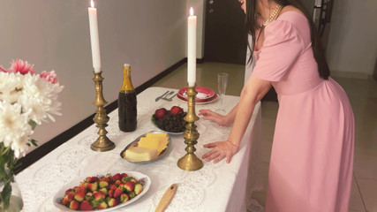 CoralTrip: Bg - зв'язана дрочка руками з сиром - фетиш гри з їжею 4k