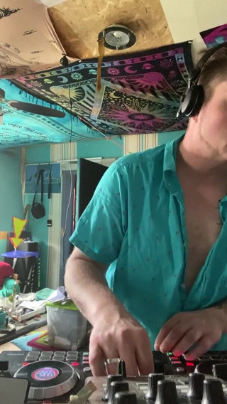 Sexy Amateur Studio: DJ sets and strips uncensored