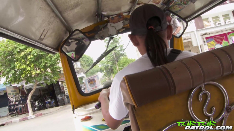 Trike Patrol - Tuk Tuk Patrol: Stunning Thai knows how to pleasure