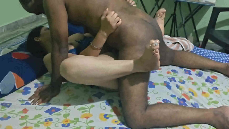Sexy sindu: Sexy Wife Taking Ride on Boyfriend