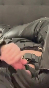 2부: 신선한 인종 간 가죽 듀오 BDSM Edgjng 세션