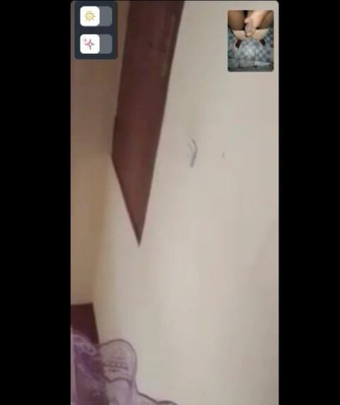 Me and my new slut: कामुक लड़की अपने दूरी के प्रेमी के साथ आपसी हस्तमैथुन कर रही है