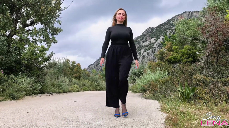 Goddess Lena: Crushing in Heels