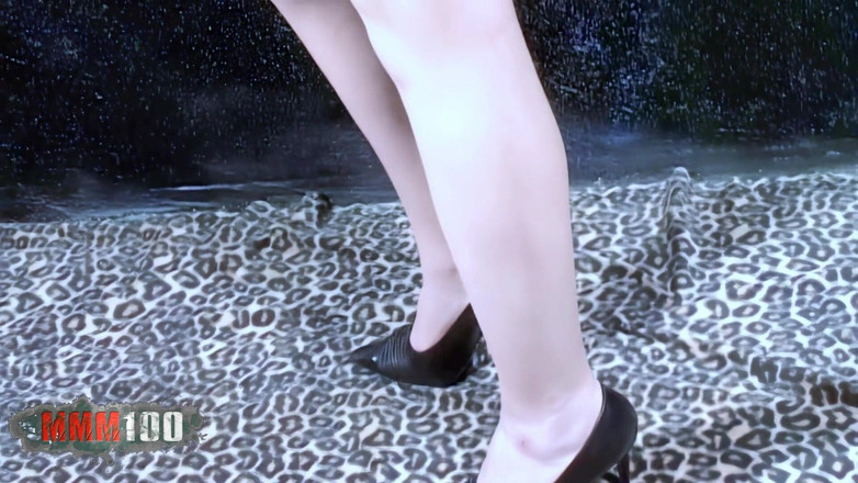 MMM100: Nikita: 4 strpipping videa Teenny Nikita