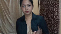 Apple Porn: Bella cameriera indiana scopa per la prima volta