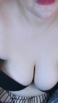 Tirando a cam da menina