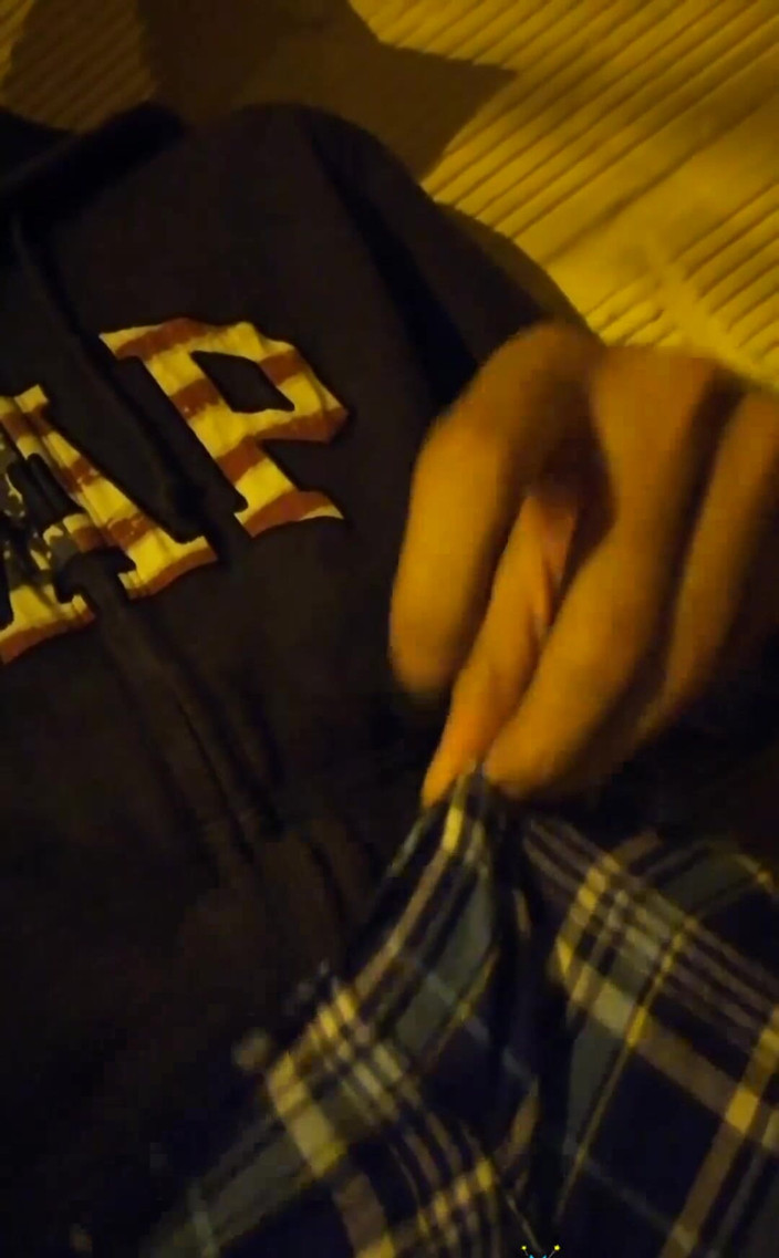 Camilo Brown: सार्वजनिक रूप से मरोड़ना। का आनंद लें