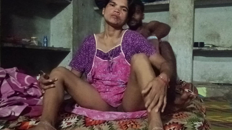 Hharr9898: Studente haar vriendje in de slaapkamer