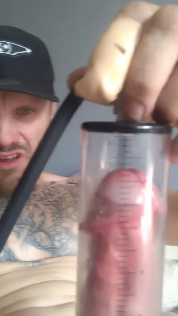 Sexy Daniel: Penispomp werkt