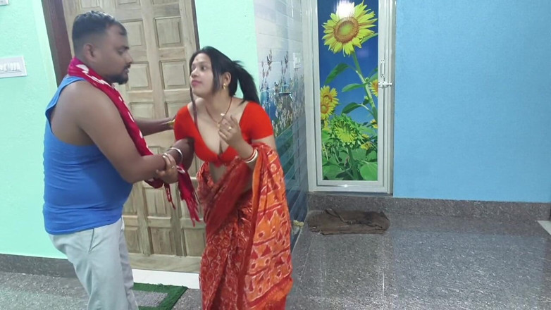 Sona bhabhi: Beautiful Indian Bengali Saree Wali Bhabhi Face Fuck Blowjob Cum...