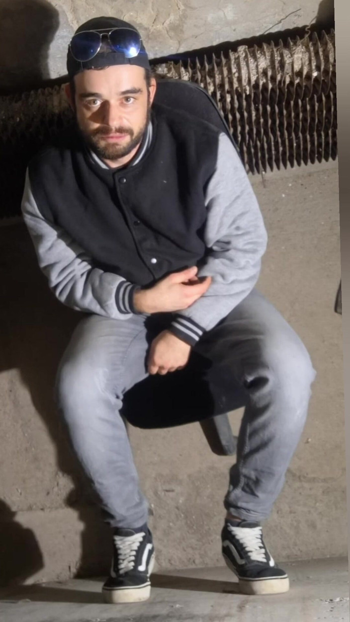 jerkofflover: În Acest Videoclip Explic De Ce Fac Asta, De Ce Îi Împușc