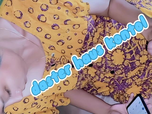 Fucking a Yellow Girl in the Living Room (Bella Ivanka)