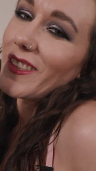 Drăguța mea prințesă cu Sinn Sage