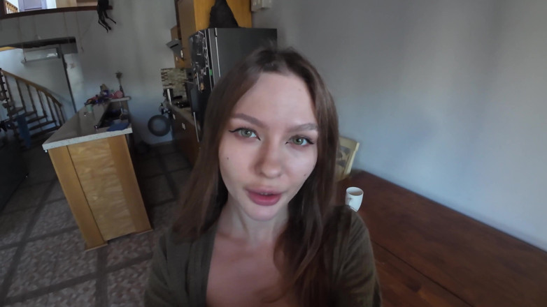 Alexa Poshspicy: Punto de vista: Mi ex me invitó a pasar la...