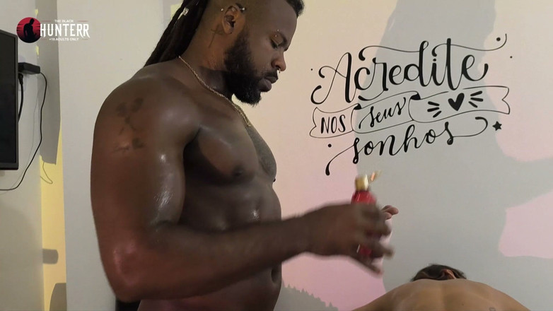 The Black Hunterr Hetero: Неслухняна Еспосса обожнює масаж
