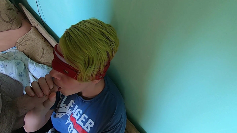 bekycarril: Blindfolded blowjob with cum clean up from her hand