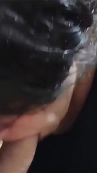 MILFs älskar att suga kuk - närbild avsugning