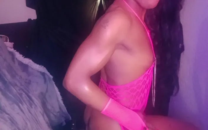 SlimXXBae69: Pretty Tsladybugg Creammmmy