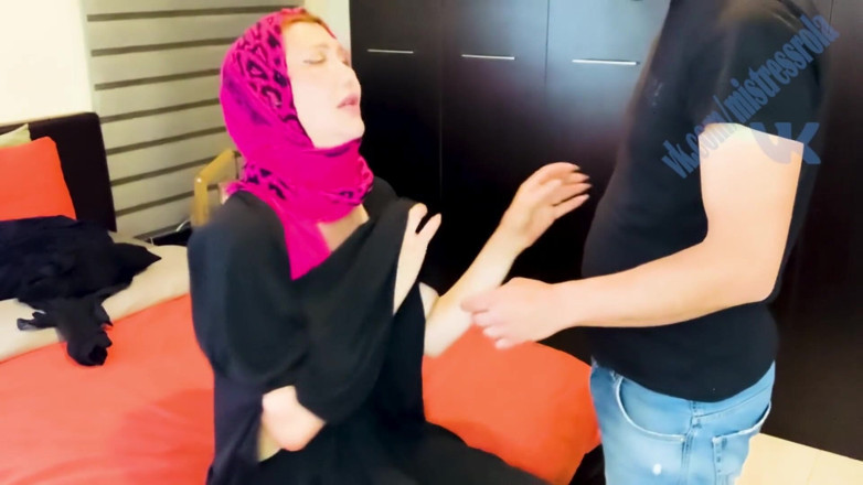 Mistressrola: Arabská dívka se svým nevlastním bratrem