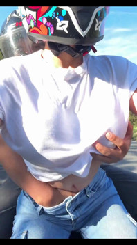 Ho Preso Un Cliente Didi Senza Reggiseno E Mi Ha Fatto Correre Nelle Mie Mutandine