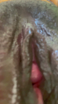Mouth Open,eyes on Me