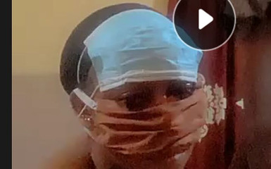 Bobby Johnson: Orální sex nutí BobbyHo Johnson ztěžovat víc a víc.