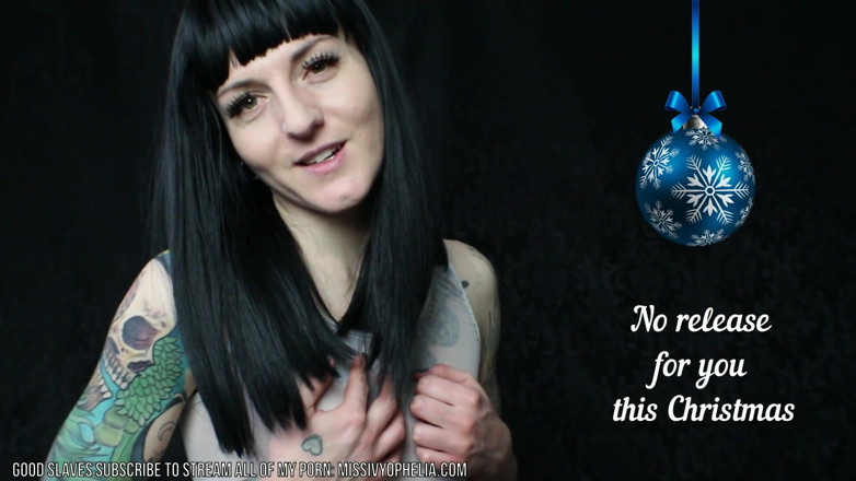 Miss Ivy Ophelia: Blue balls for Christmas 2
