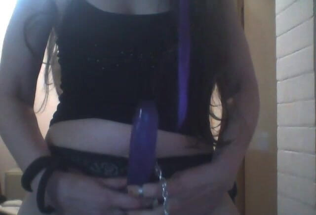 Dominatrix Redsonyja: İyi geceler evcil hayvanlarım sana ve mükemmel götüme tükürmeme taptığımın...