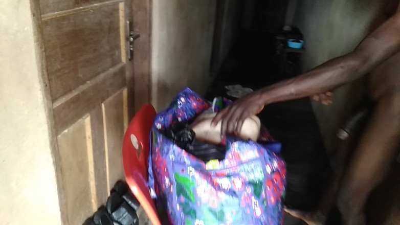 Moviesporn1: Slet wordt hard in haar kont geneukt