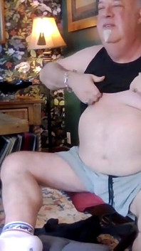 ¡Paja negra de camisa con pies!