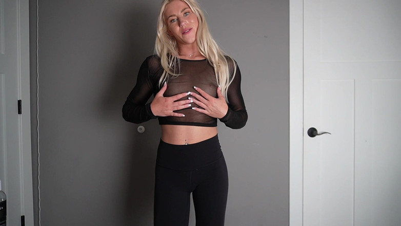 Keeks3005: Senin için farklı üstleri deniyor