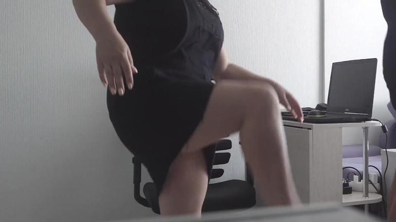 Amateur_fetish: Amateur-ballbusting 2