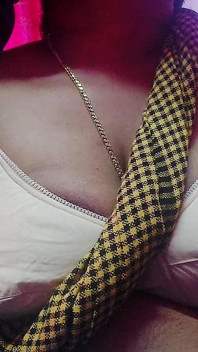 Mohini Bhabhi with Boyfriend Caught Sex in Hotel Room