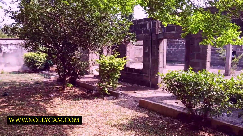 NOLLYCAM AFRICA: 내 개인 간호사는 그녀가 젖었을 때 나를 확인해