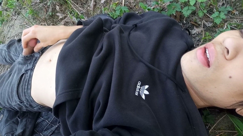Jon Arteen: Gay twink dễ thương sục con cu của anh ấy, kéo...