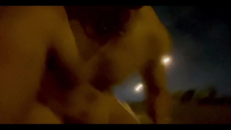 barenakedboy: Assista me masturbar e gozar à noite