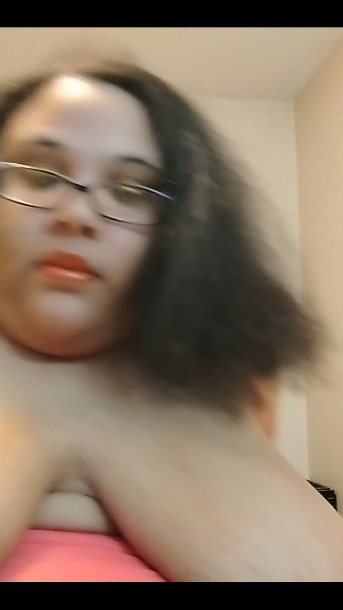 Jessica pigslut: Watch me twerk my fat ass