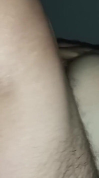 Non riesco a smettere di scopare, mi sono lasciato riempire con il suo sperma (video completo)