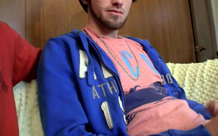 Straight naked thugs: Hetero kriminálníci jsou přátelští