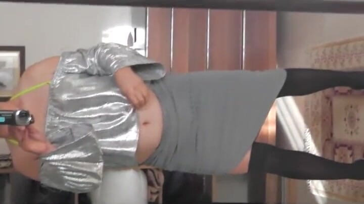 Electrahu: Am I Sexy?