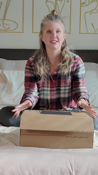 Unboxing en proberen van de ueros seksmachine