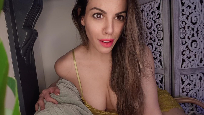 Annika Rain: सौतेली मम्मी आपकी शादी को बर्बाद कर देती है