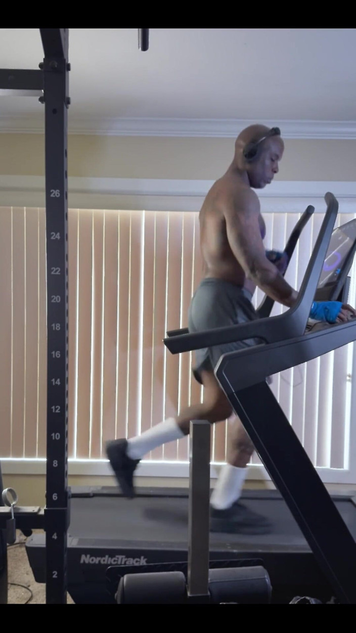 Hallelujah Johnson: Juste un jog lent