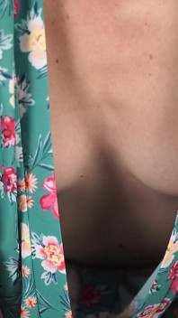 Obsessie voor bloes omlaag - Joi
