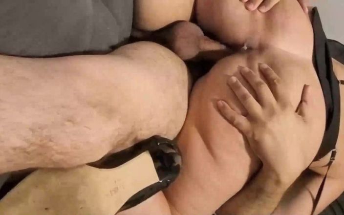 Minhaesposaparaoutro: 本当のアマチュア三人組Hoeny MILFと夫の友人